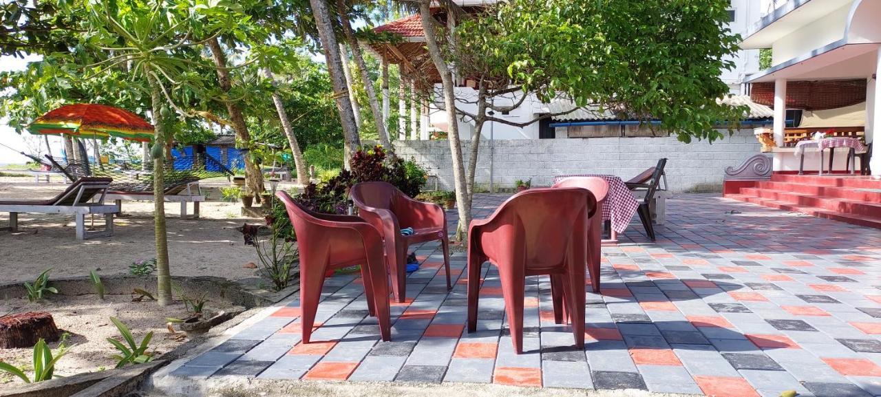 Marari Anna Beach Villa Mararikulam Exterior foto